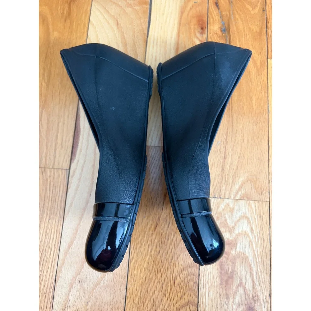 Crocs Women Wedge Cap Toe Slip on Rubber Shoes Sz 8 Black‎
